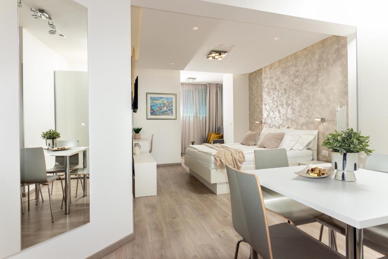 Apartments Lovret Flowers Σπλιτ Εξωτερικό φωτογραφία
