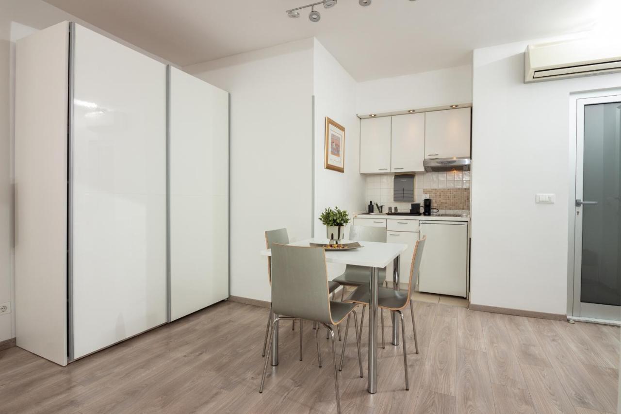 Apartments Lovret Flowers Σπλιτ Εξωτερικό φωτογραφία