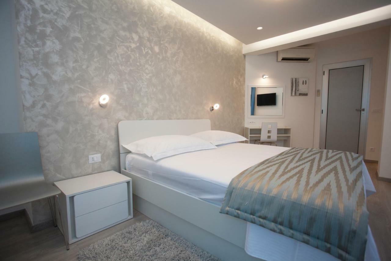 Apartments Lovret Flowers Σπλιτ Εξωτερικό φωτογραφία
