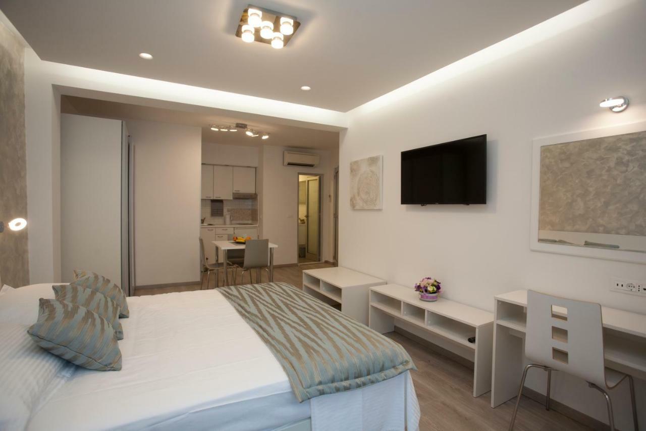 Apartments Lovret Flowers Σπλιτ Εξωτερικό φωτογραφία